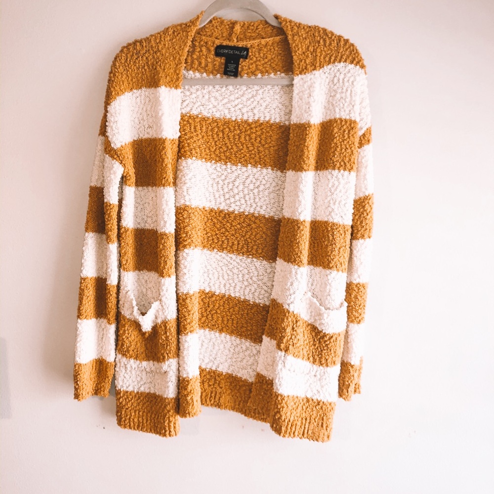 Super soft striped cardigan with pockets